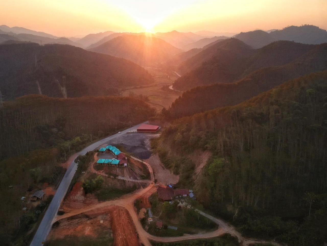 Chomdoy Bungalow & Restaurant Луангнамтха Экстерьер фото